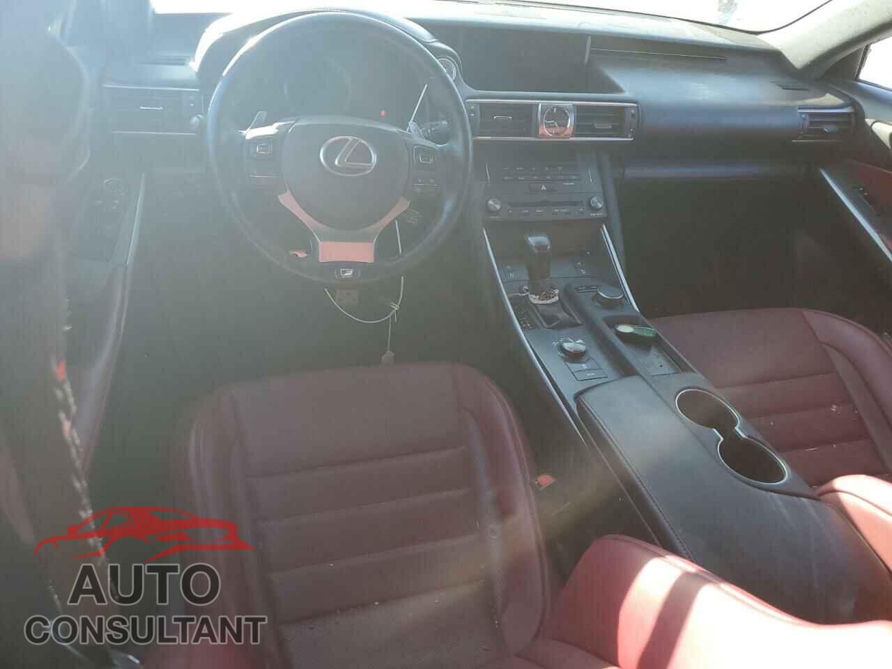 LEXUS IS 2019 - JTHBA1D27K5094177