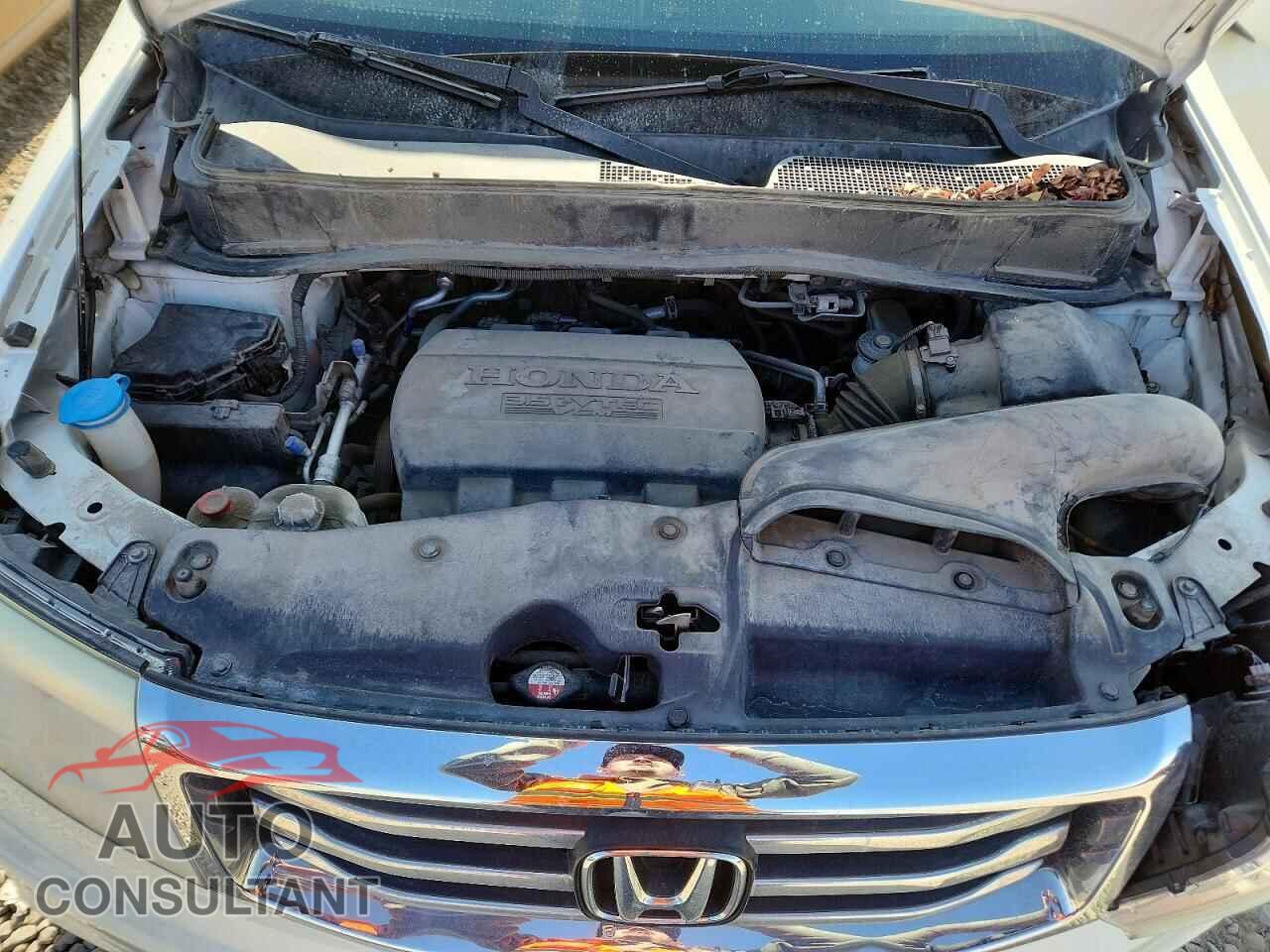 HONDA PILOT 2015 - 5FNYF4H94FB052995