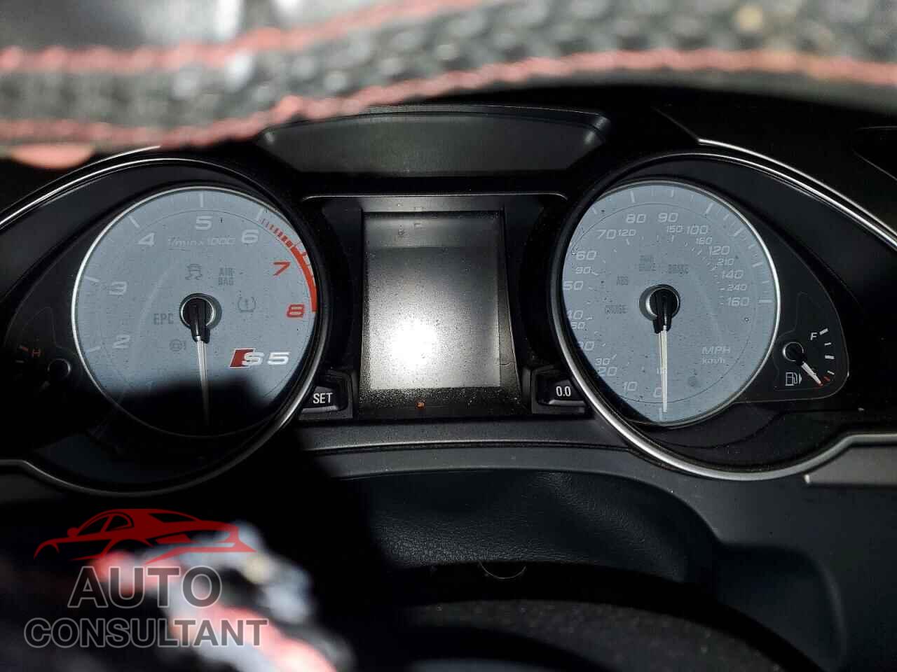 AUDI S5/RS5 2013 - WAUCGAFRXDA047439