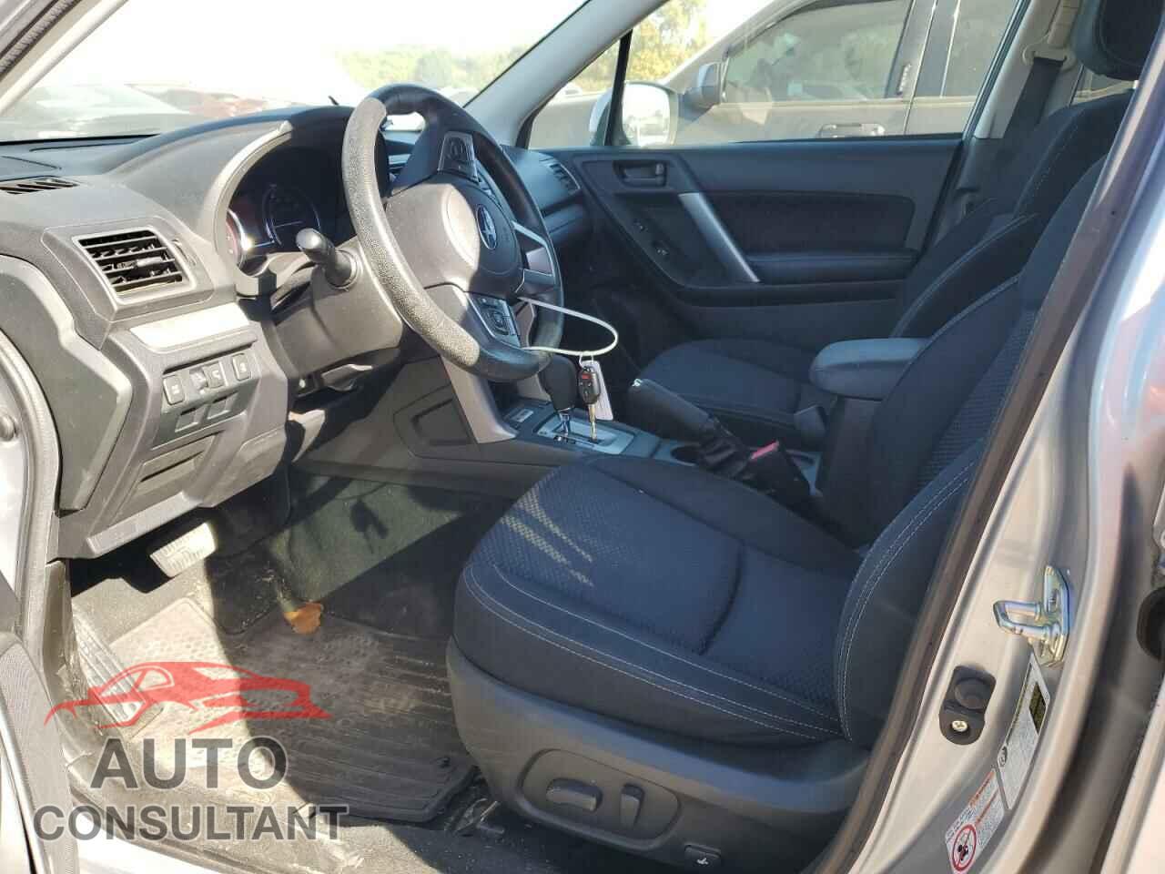 SUBARU FORESTER 2017 - JF2SJAGC6HH474612
