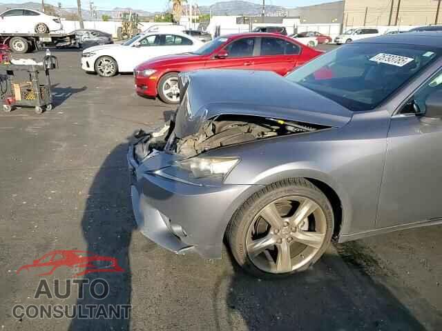 LEXUS IS 2014 - JTHBF1D24E5003095