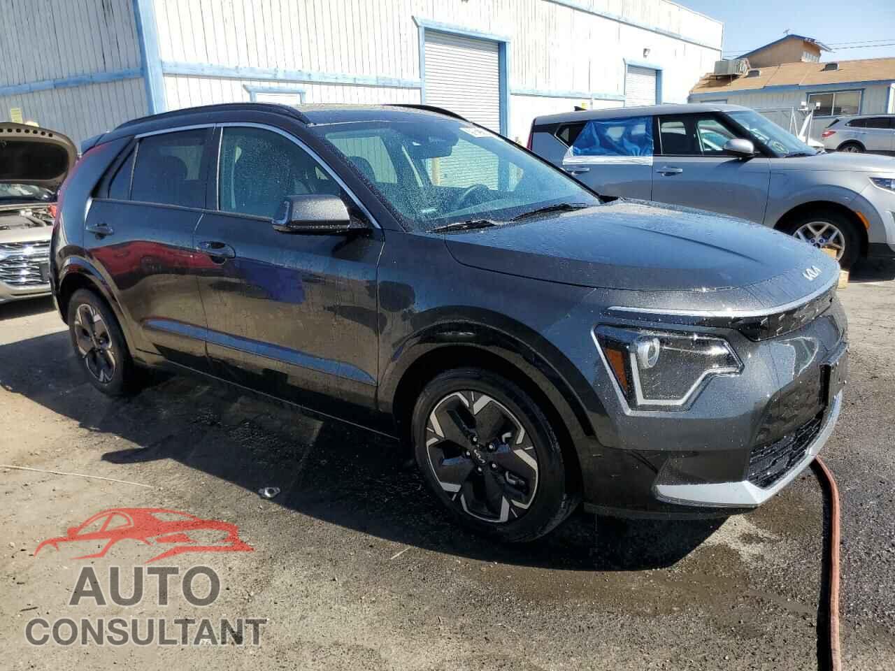 KIA NIRO WIND 2023 - KNDCR3L18P5037240