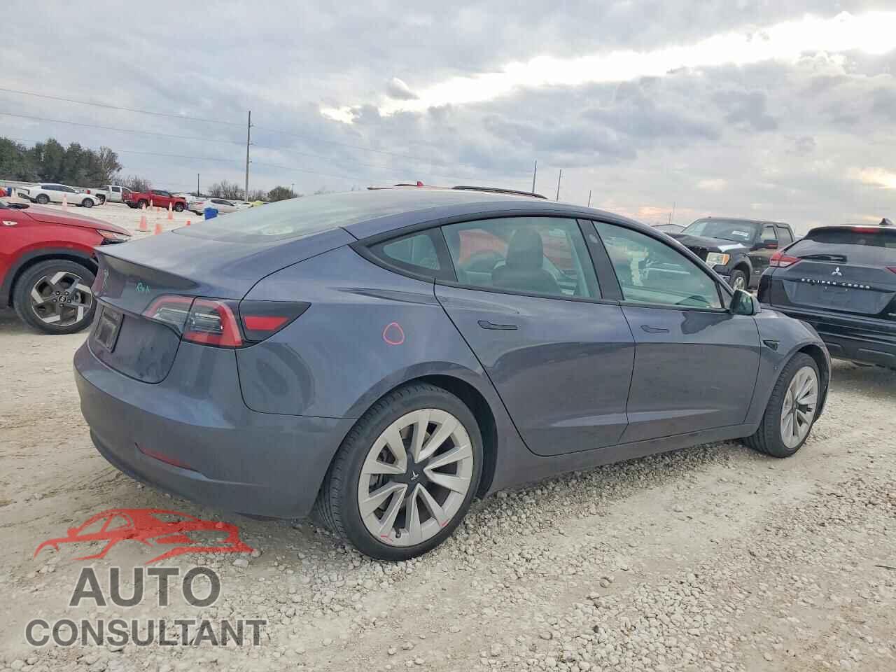 TESLA MODEL 3 2023 - 5YJ3E1EA7PF659243