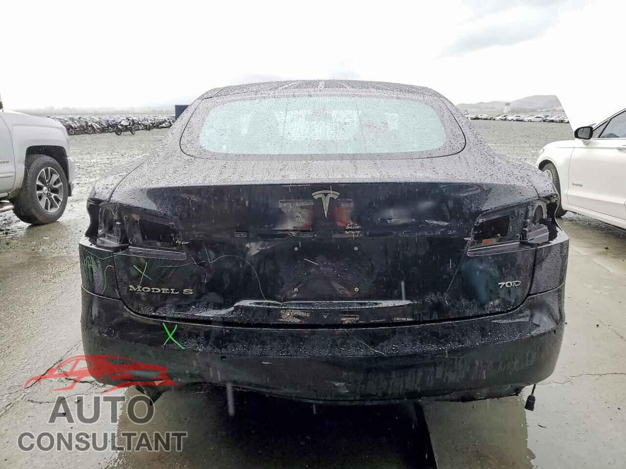 TESLA MODEL S 2015 - 5YJSA1E26FF119784