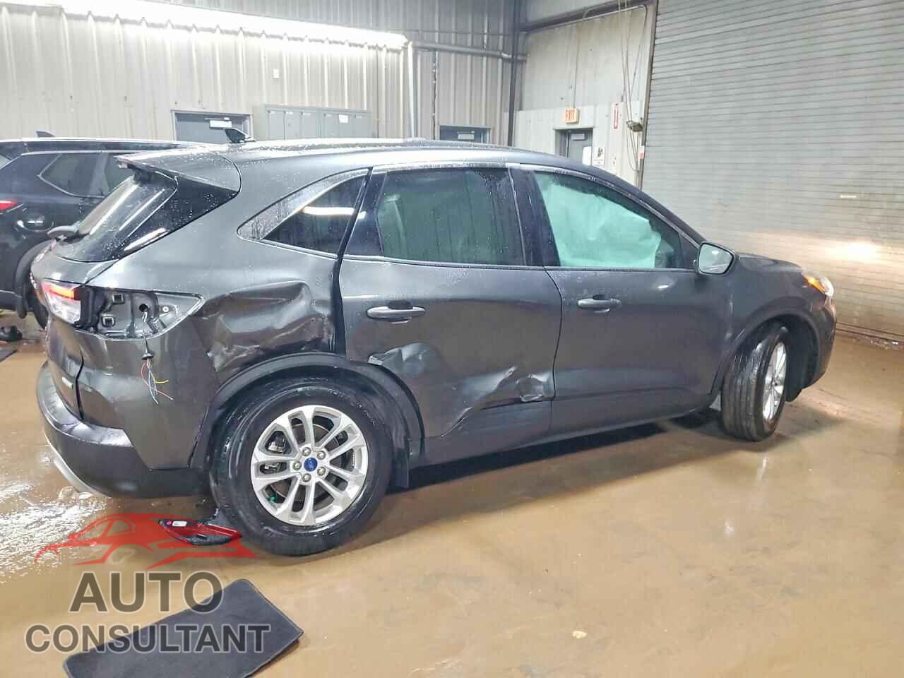 FORD ESCAPE 2020 - 1FMCU0G69LUA48715