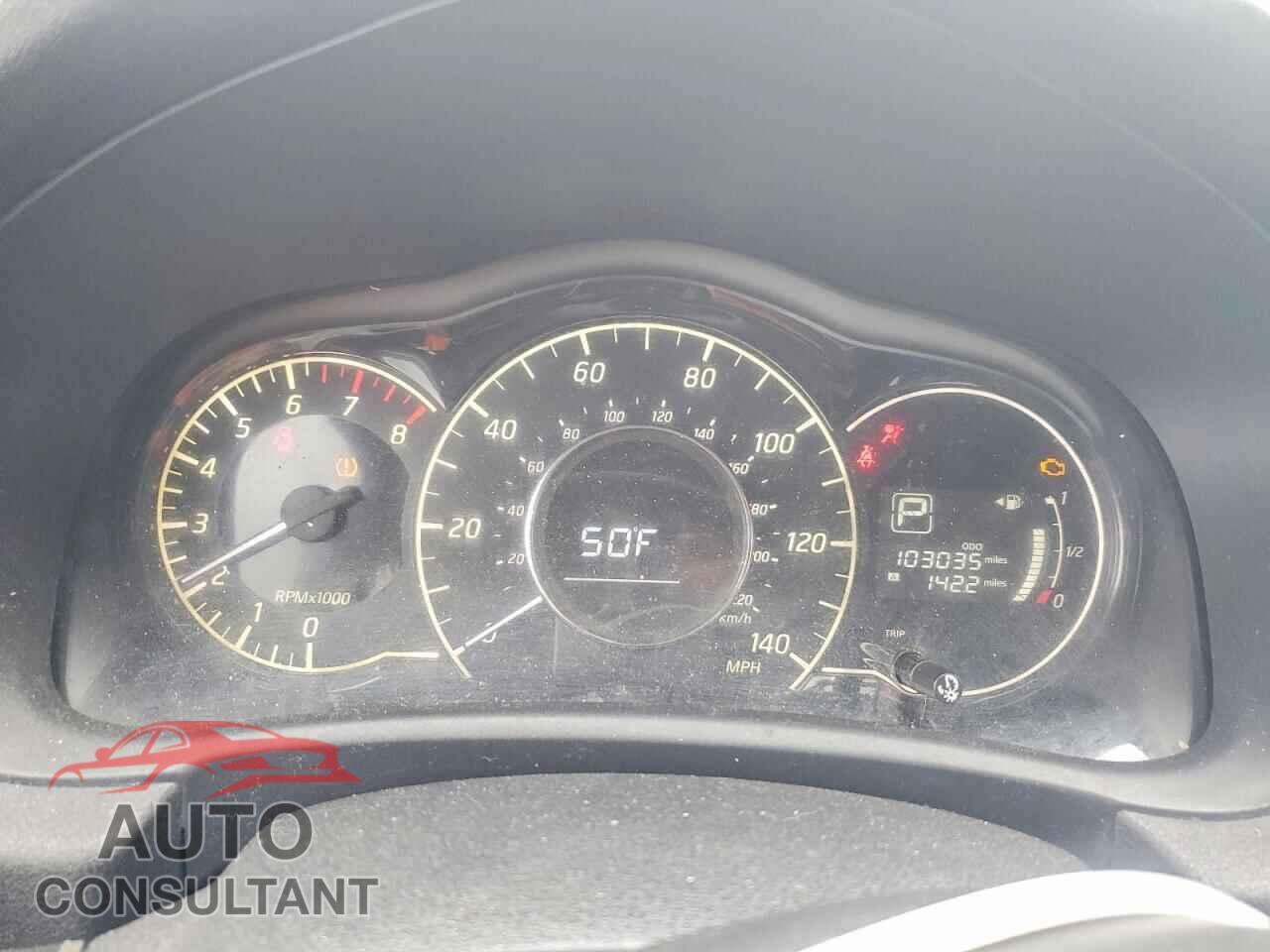 NISSAN VERSA 2017 - 3N1CE2CP3HL354082