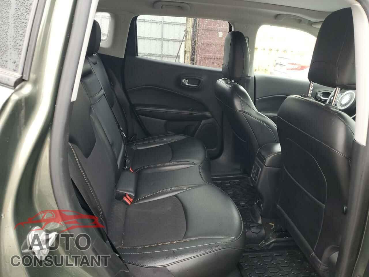 JEEP COMPASS 2020 - 3C4NJCBB8LT105394