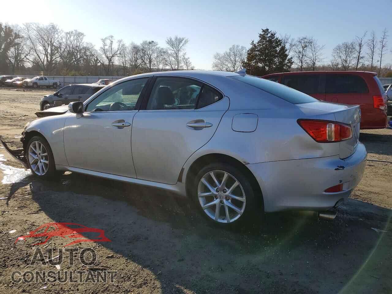 LEXUS IS 2012 - JTHCF5C2XC5055356