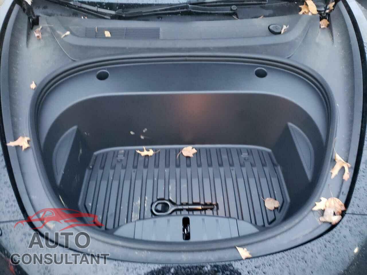TESLA MODEL 3 2023 - 5YJ3E1EA8PF684880