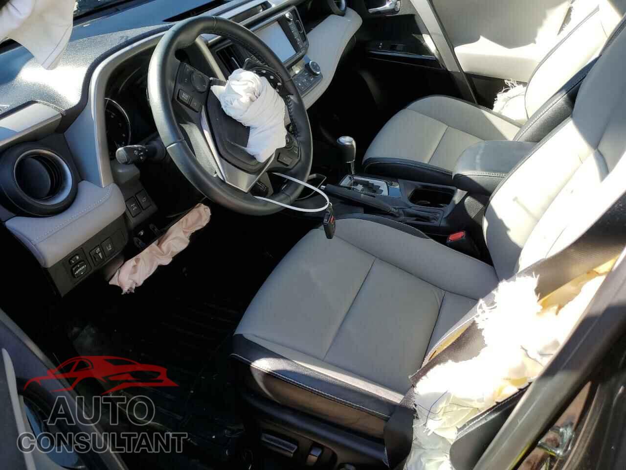 TOYOTA RAV4 2017 - 2T3DFREV8HW663171