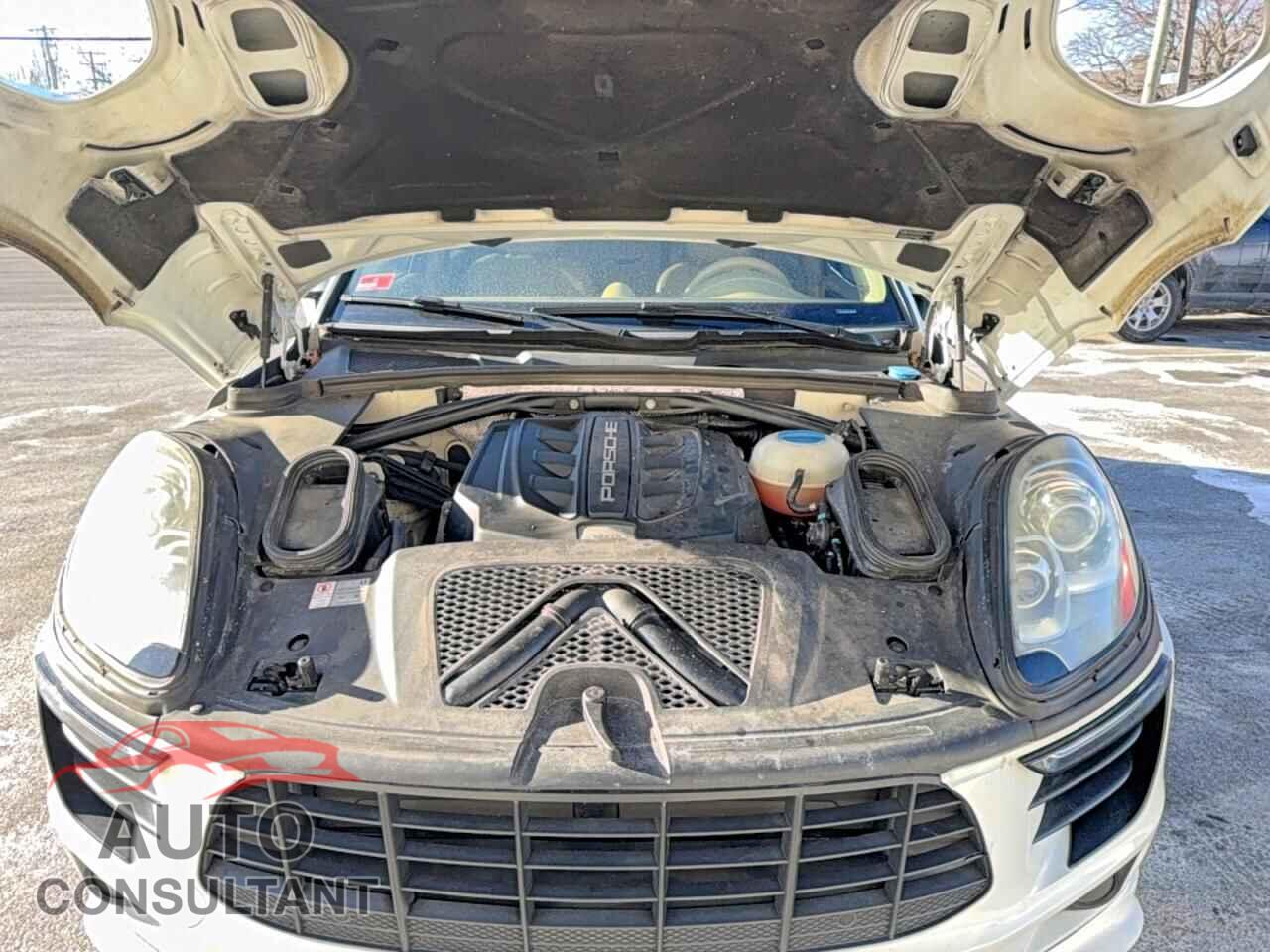 PORSCHE MACAN 2015 - WP1AB2A55FLB63558