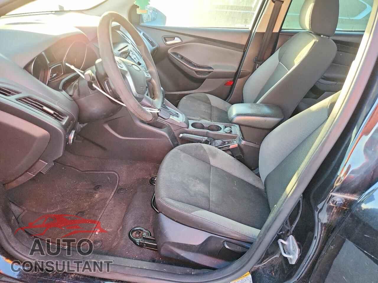 FORD FOCUS 2014 - 1FADP3F27EL170732