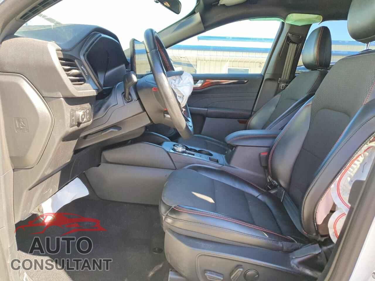 FORD ESCAPE ST 2024 - 1FMCU9NA6RUA21508