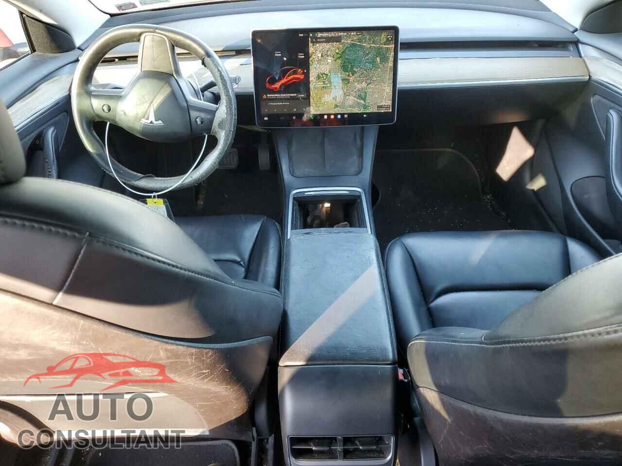 TESLA MODEL 3 2021 - 5YJ3E1EB6MF988102