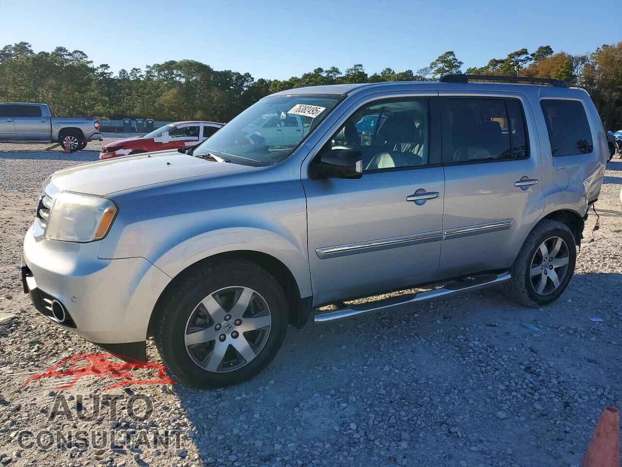 HONDA PILOT 2015 - 5FNYF3H9XFB008445