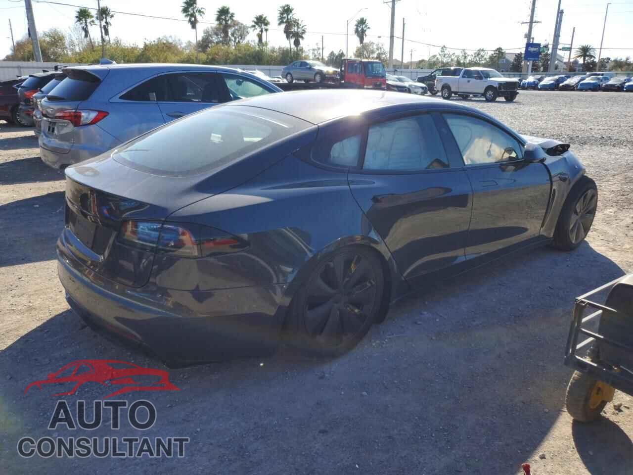 TESLA MODEL S 2025 - 5YJSA1E5XSF551377