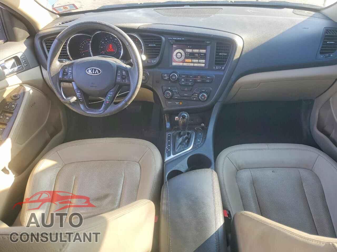 KIA OPTIMA 2011 - KNAGN4A77B5172113