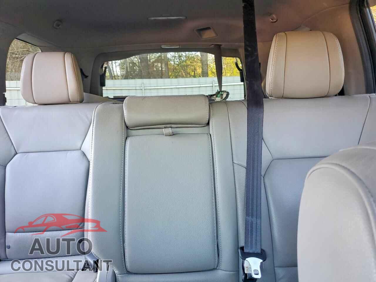 HONDA PILOT 2014 - 5FNYF4H59EB002220