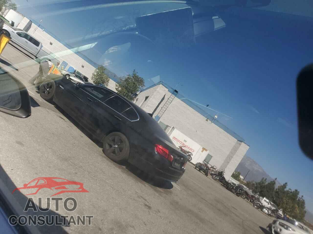 TESLA MODEL 3 2021 - 5YJ3E1EA5MF867570