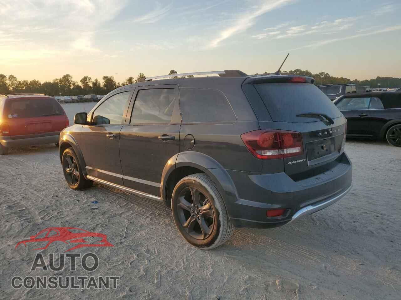 DODGE JOURNEY 2018 - 3C4PDCGB9JT277357