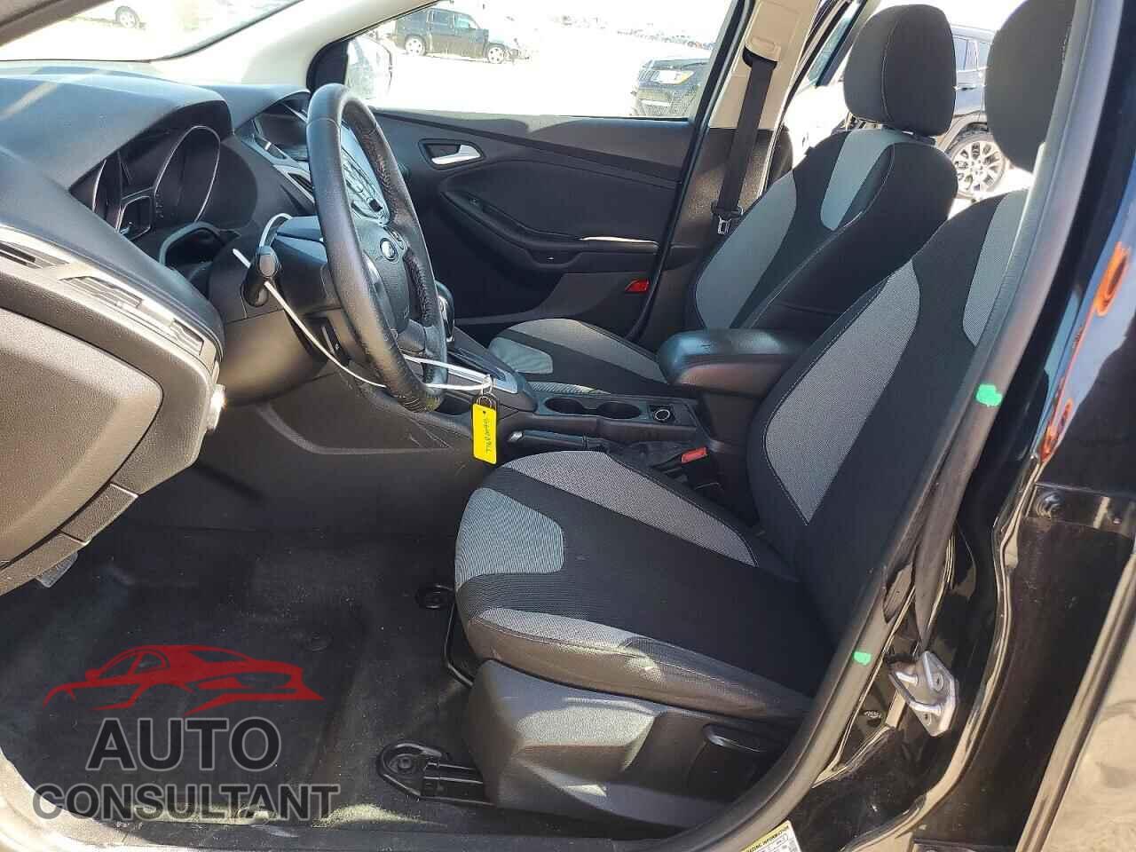 FORD FOCUS 2014 - 1FADP3K21EL369216