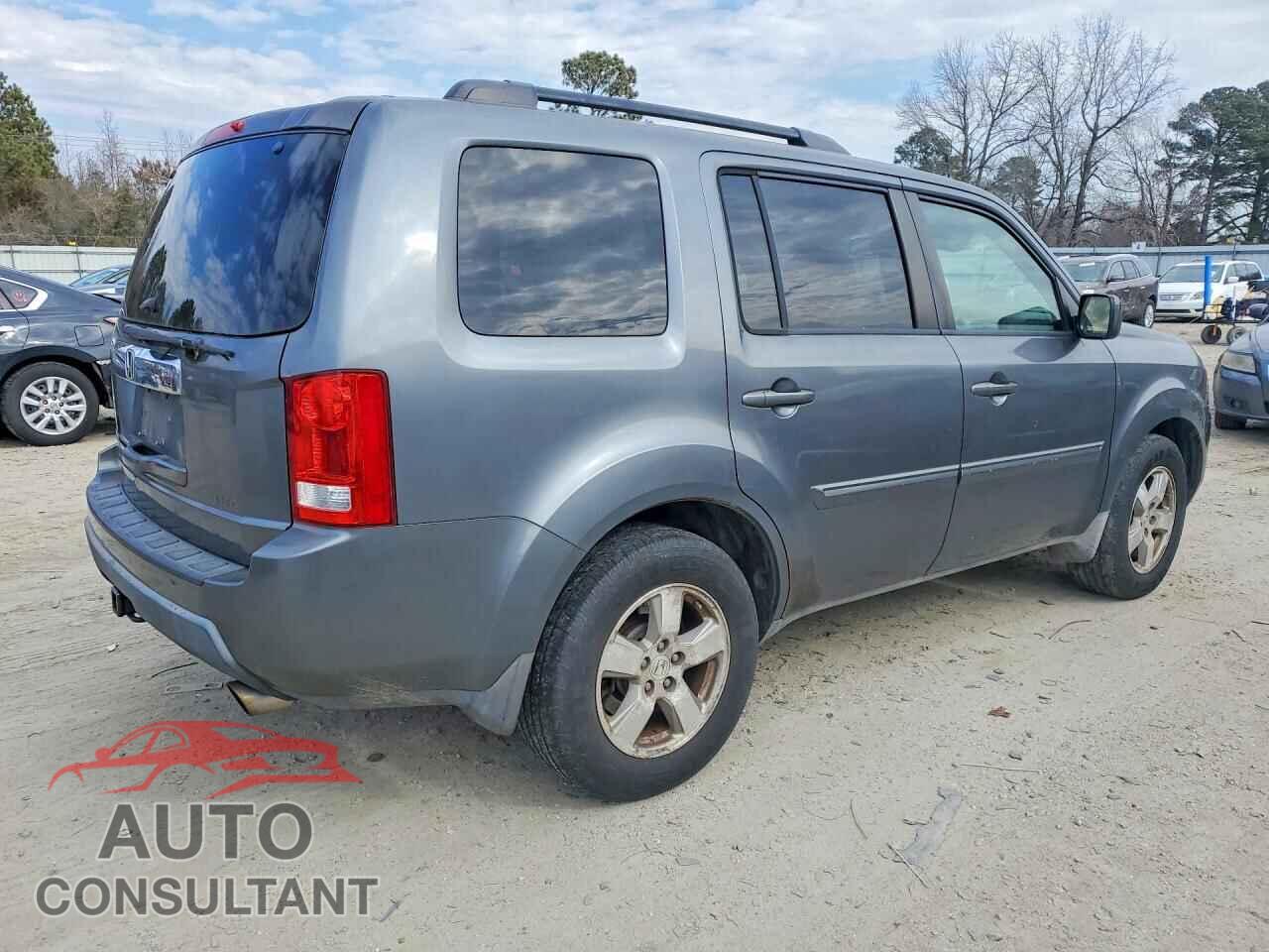 HONDA PILOT 2010 - 5FNYF4H5XAB011101