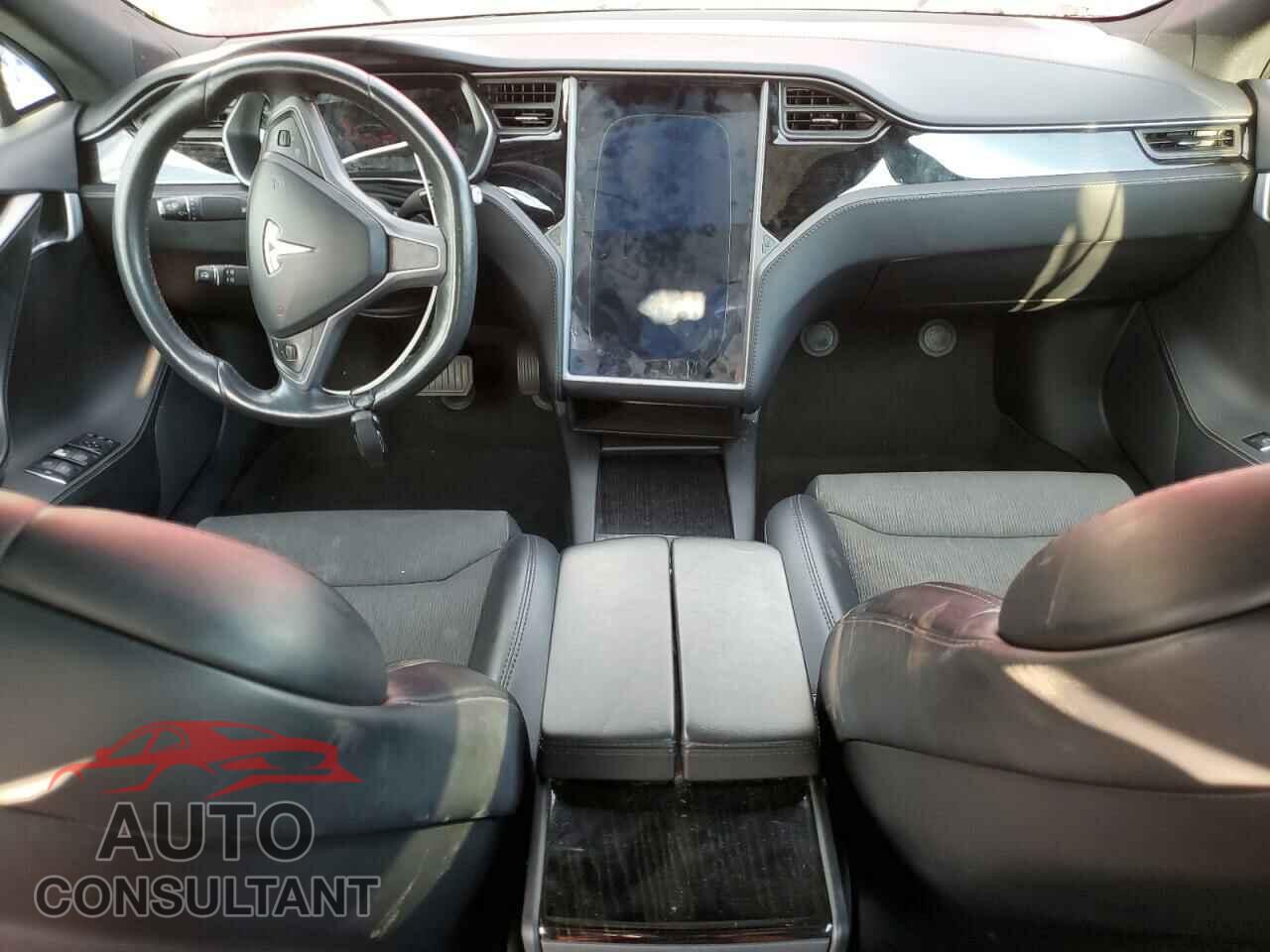 TESLA MODEL S 2018 - 5YJSA1E22JF272459