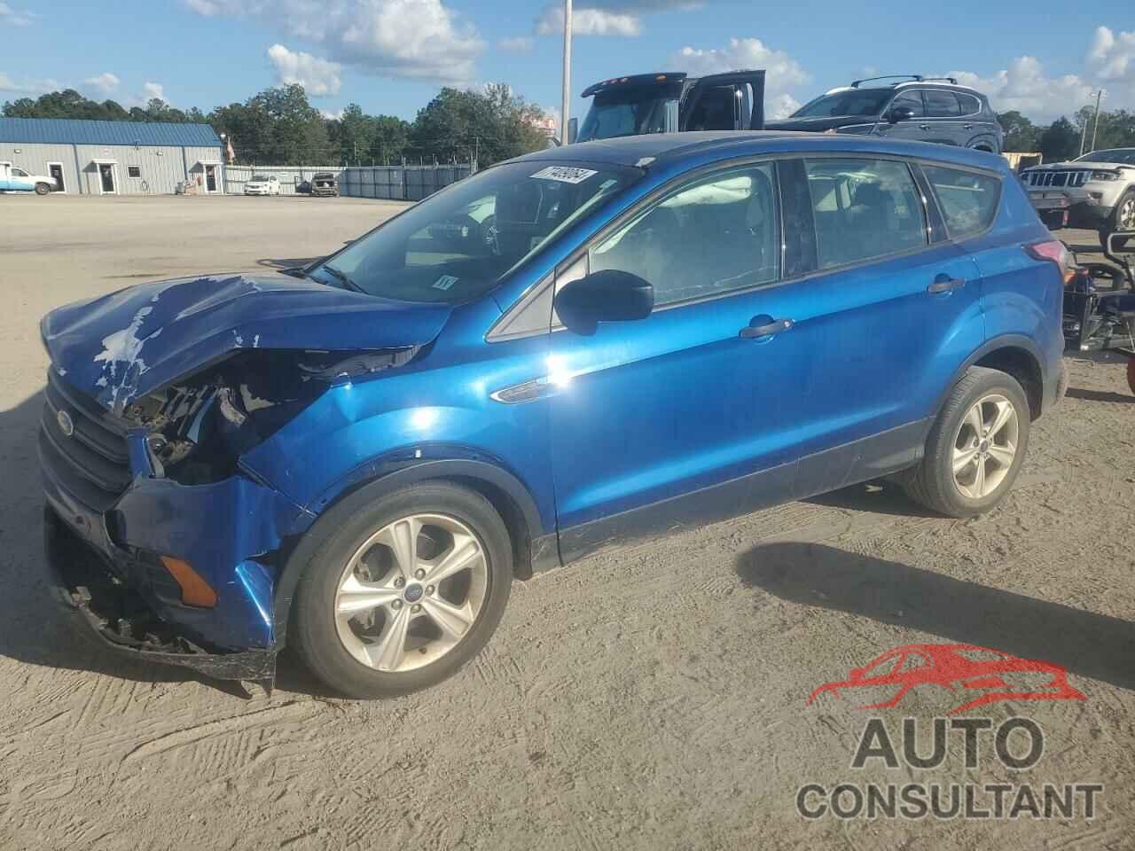 FORD ESCAPE 2017 - 1FMCU0F72HUC60650