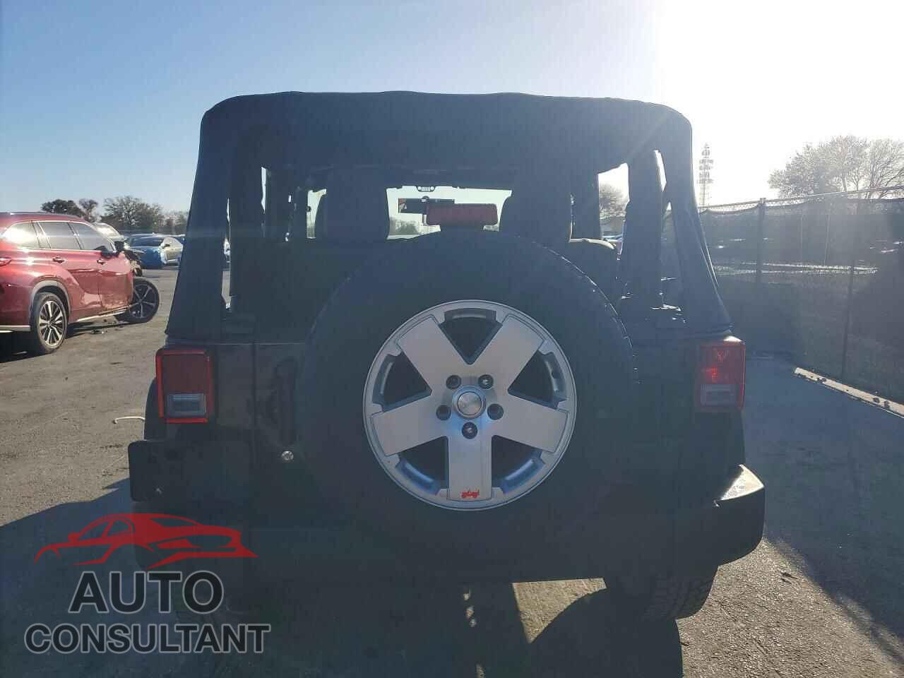 JEEP WRANGLER 2011 - 1J4AA2D18BL608604
