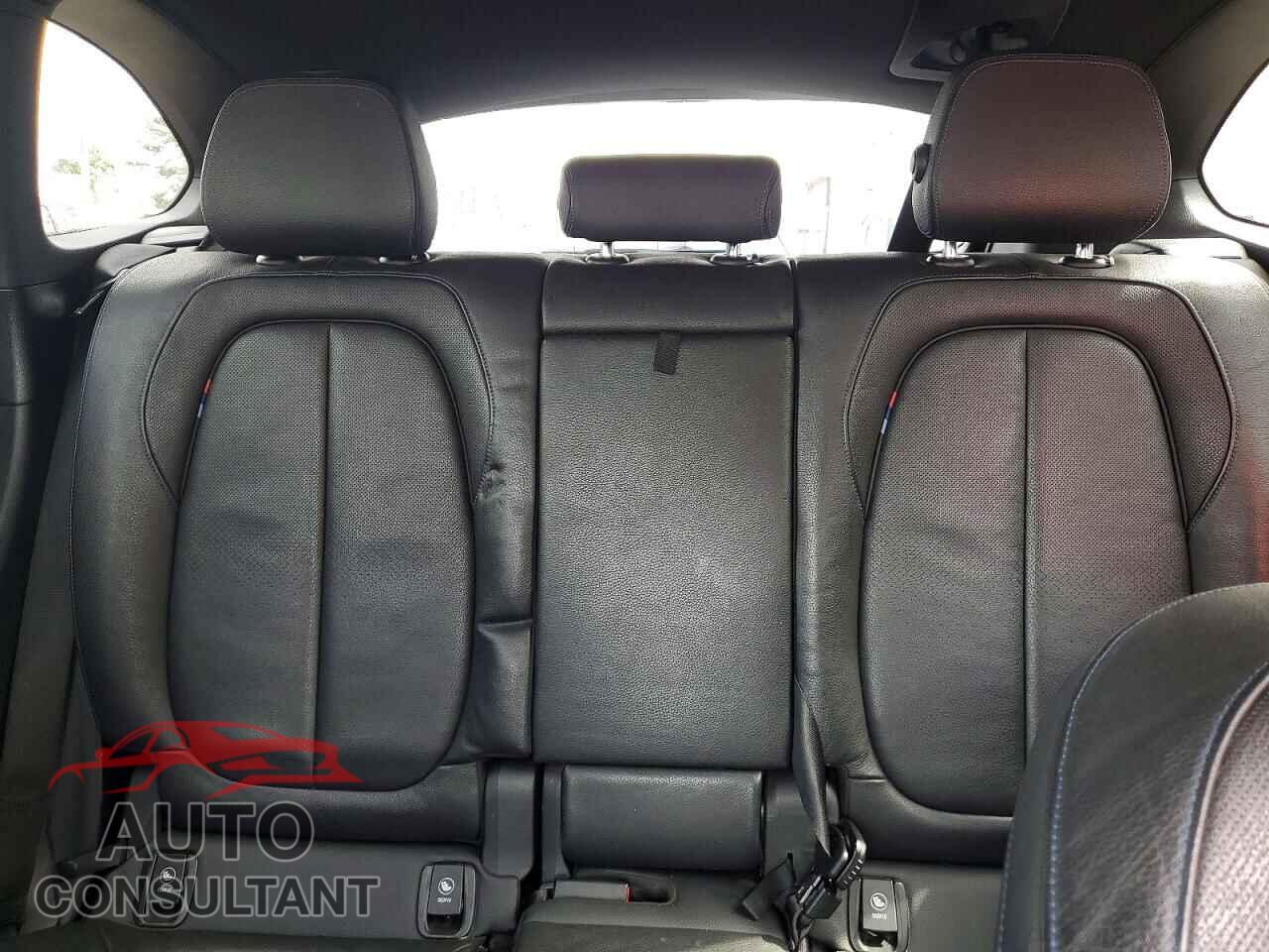 BMW X1 2017 - WBXHT3C32H5F80132
