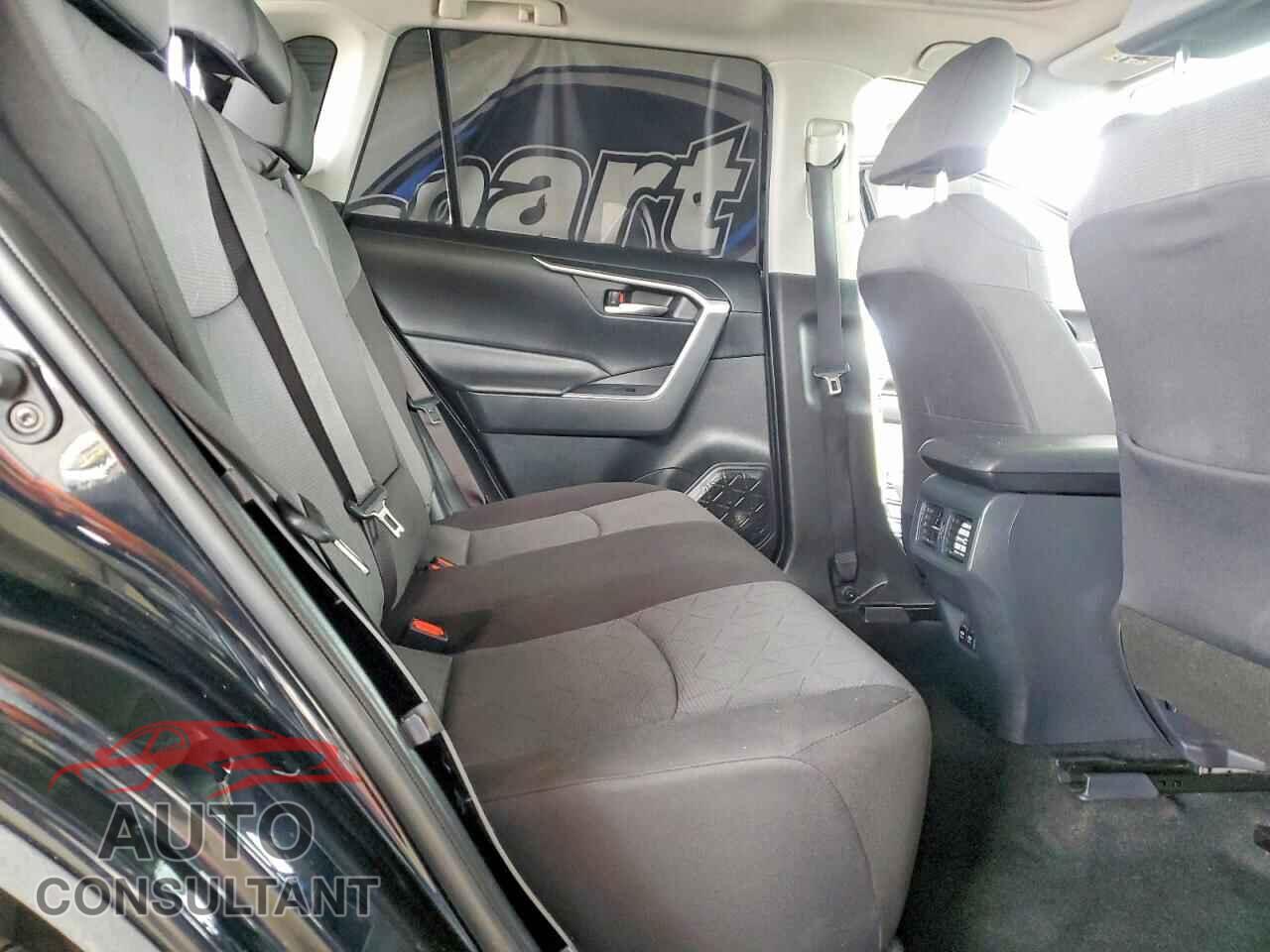 TOYOTA RAV4 2019 - JTMP1RFV8KD044987