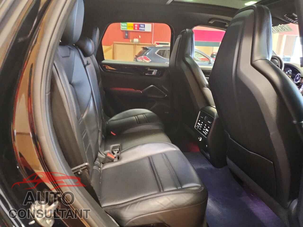 PORSCHE CAYENNE 2021 - WP1AA2AY7MDA05582