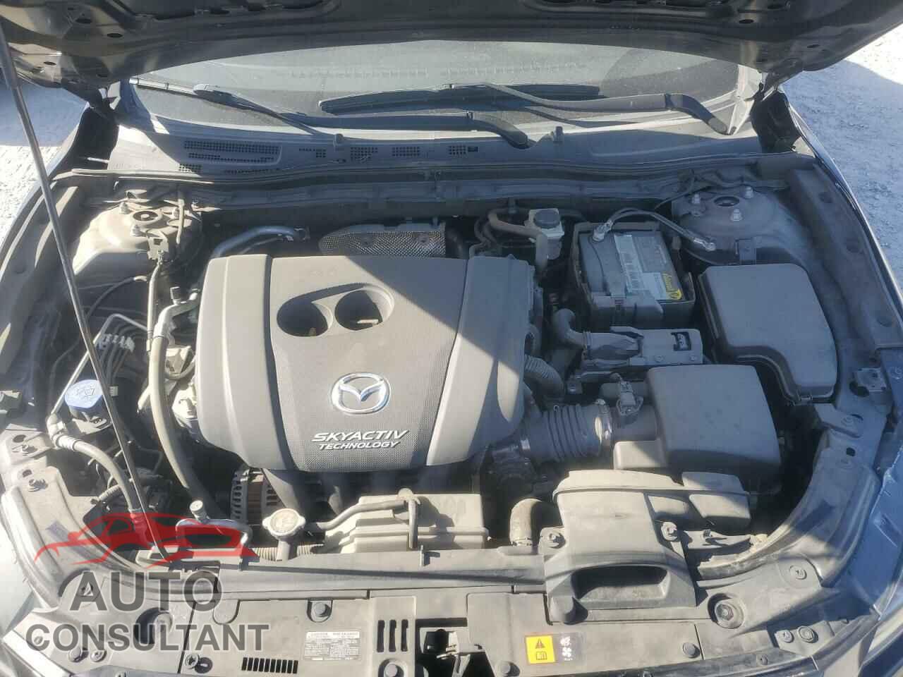 MAZDA 3 2017 - 3MZBN1U79HM157720