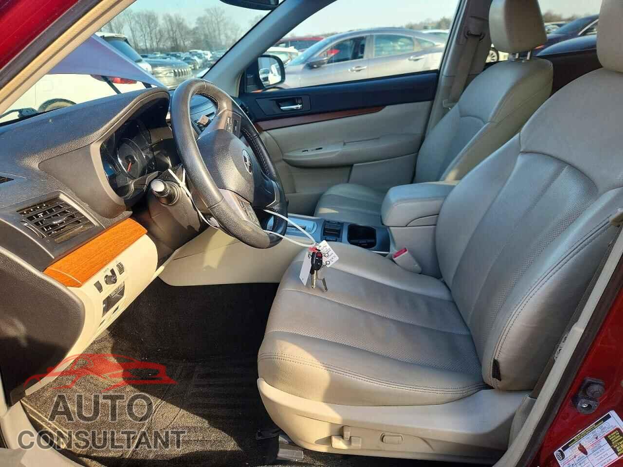 SUBARU OUTBACK 2013 - 4S4BRBKC2D3242645