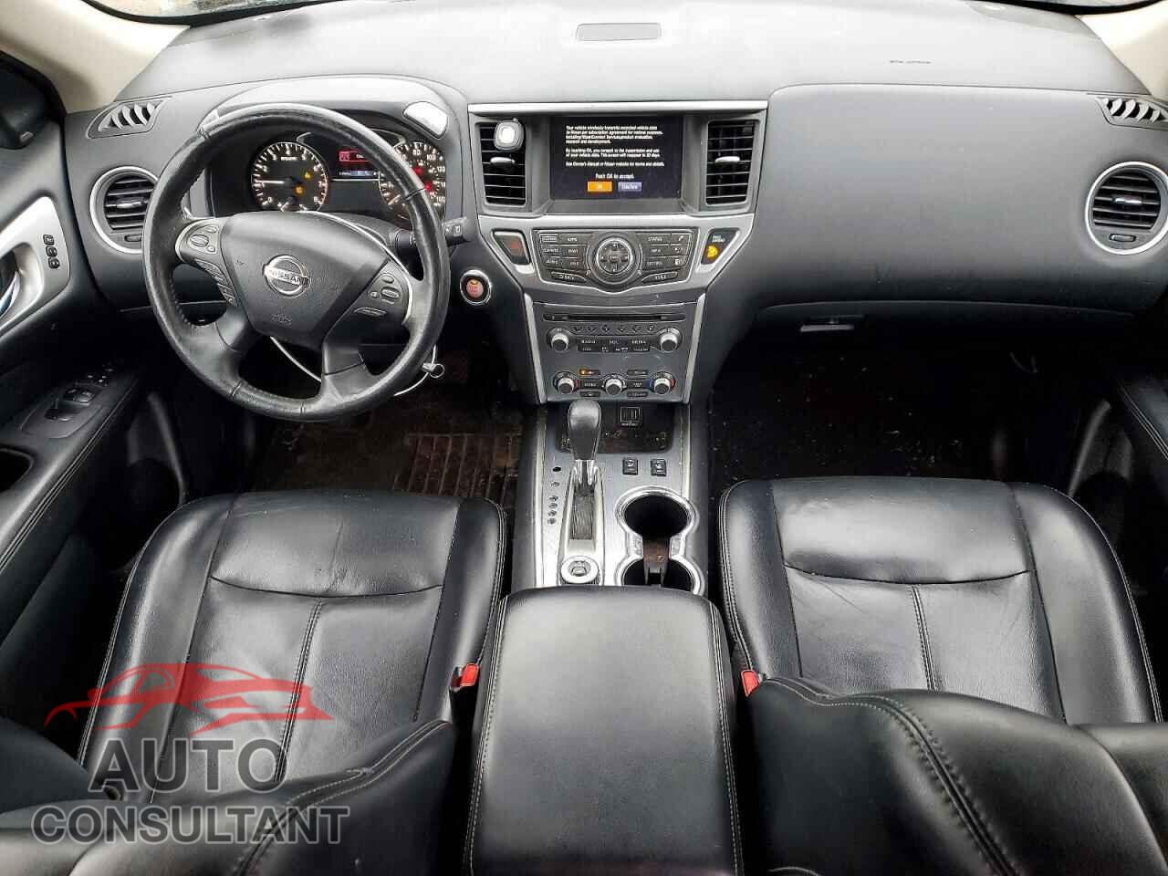 NISSAN PATHFINDER 2019 - 5N1DR2MM3KC624484