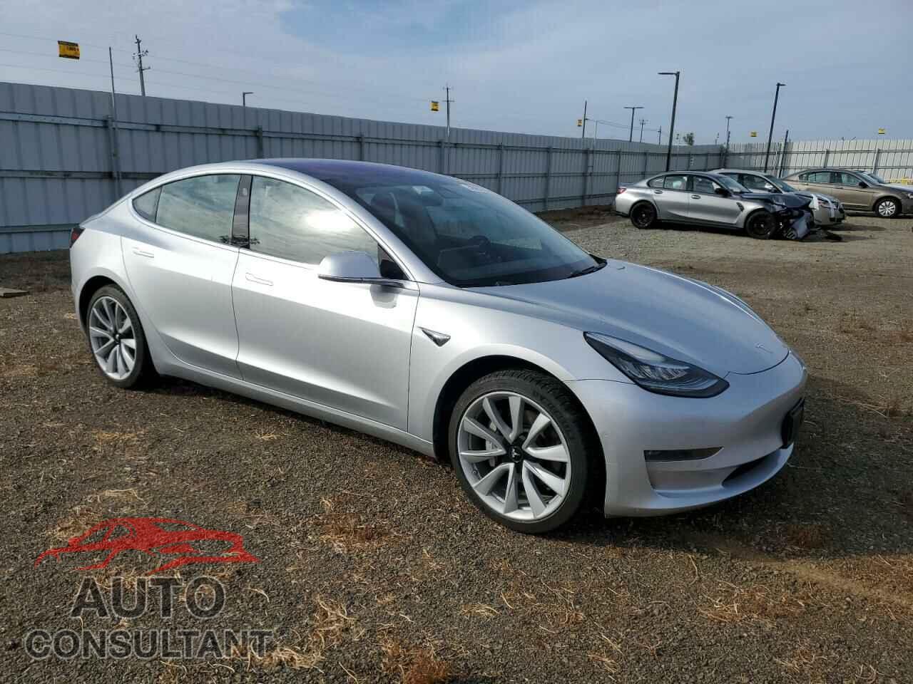 TESLA MODEL 3 2018 - 5YJ3E1EA4JF006165