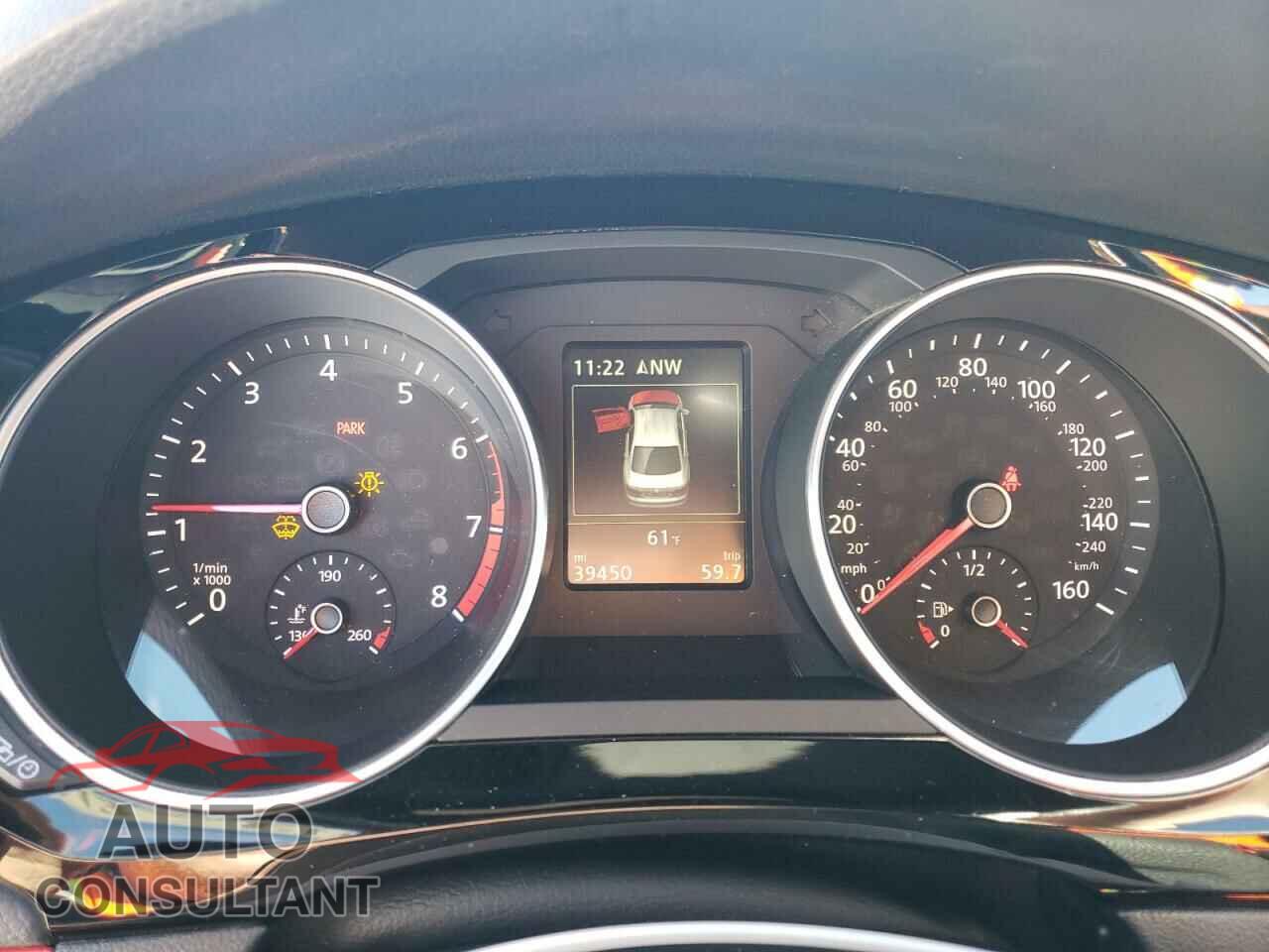 VOLKSWAGEN JETTA 2017 - 3VW5T7AJ3HM346501