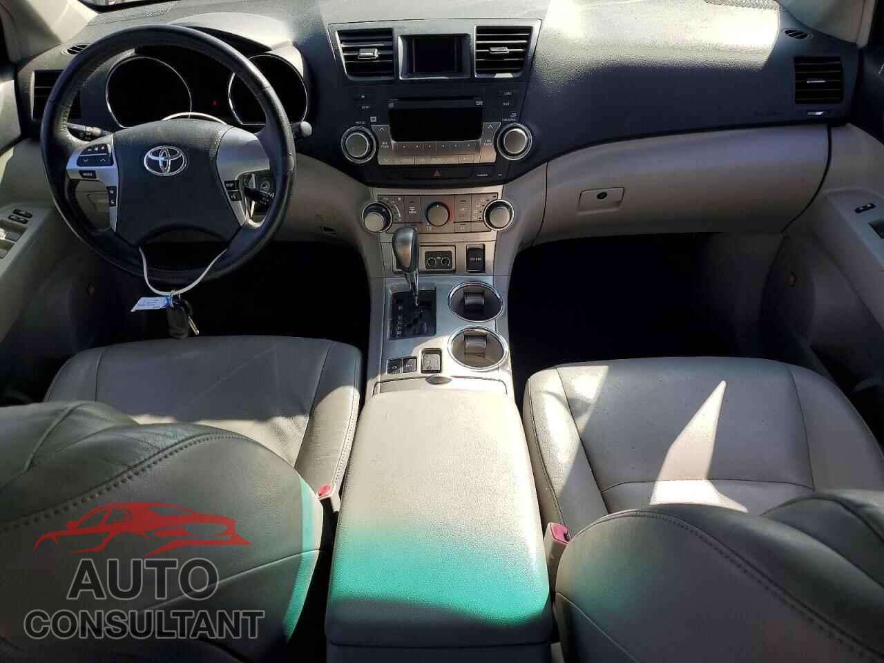 TOYOTA HIGHLANDER 2012 - JTEBC3EH2C2008573