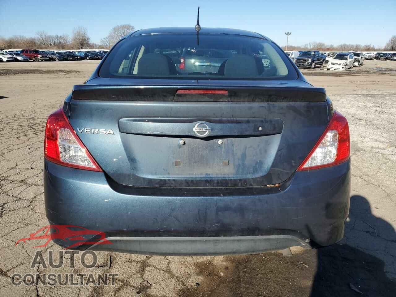 NISSAN VERSA 2017 - 3N1CN7AP3HL892412