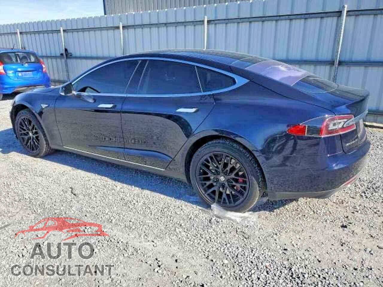 TESLA MODEL S 2013 - 5YJSA1CP9DFP26709