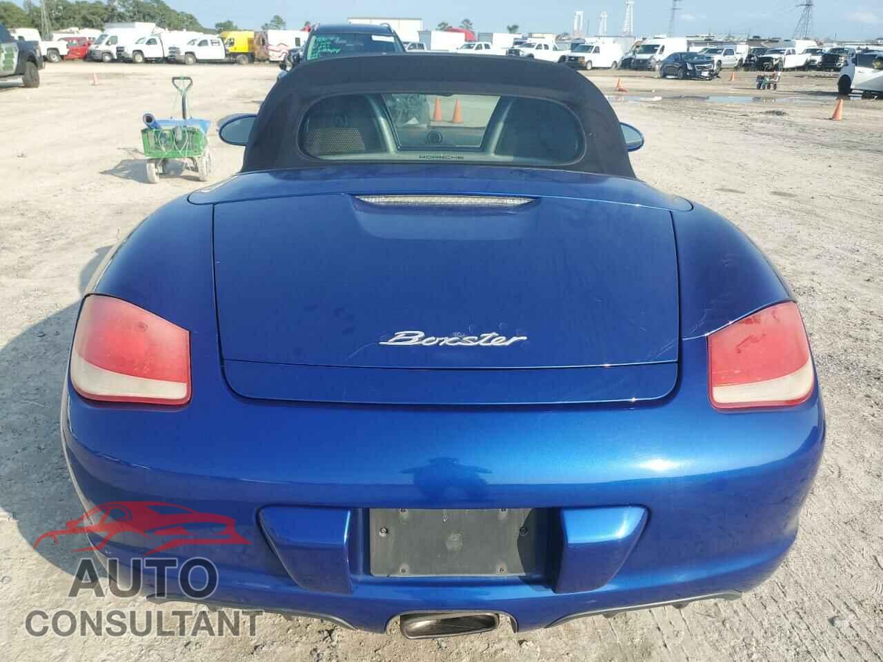 PORSCHE BOXSTER 2011 - WP0CA2A80BU710179