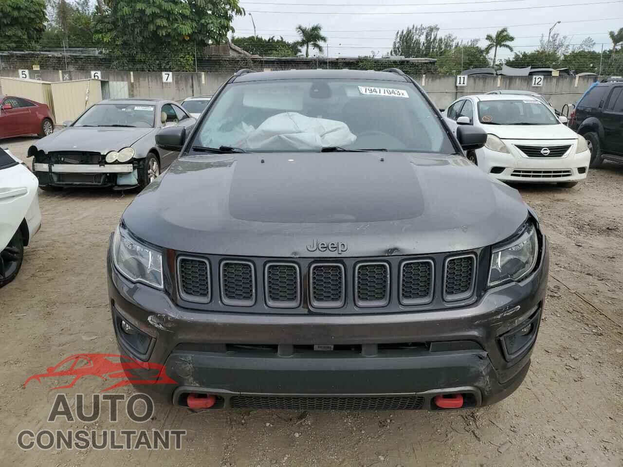 JEEP COMPASS 2019 - 3C4NJDDB2KT668622