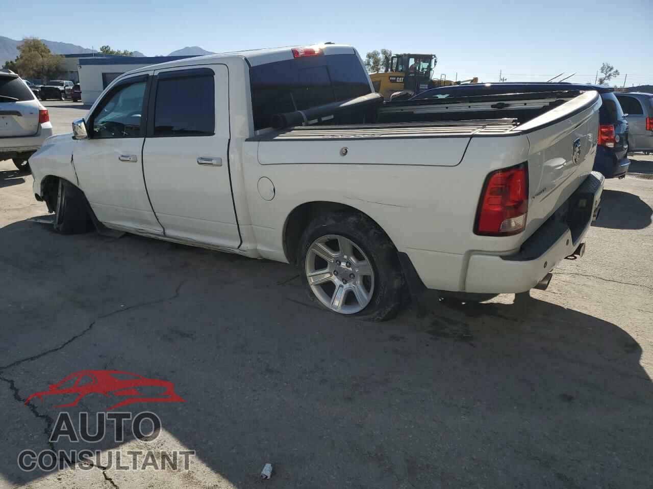 DODGE RAM 1500 2012 - 1C6RD7PT1CS303163