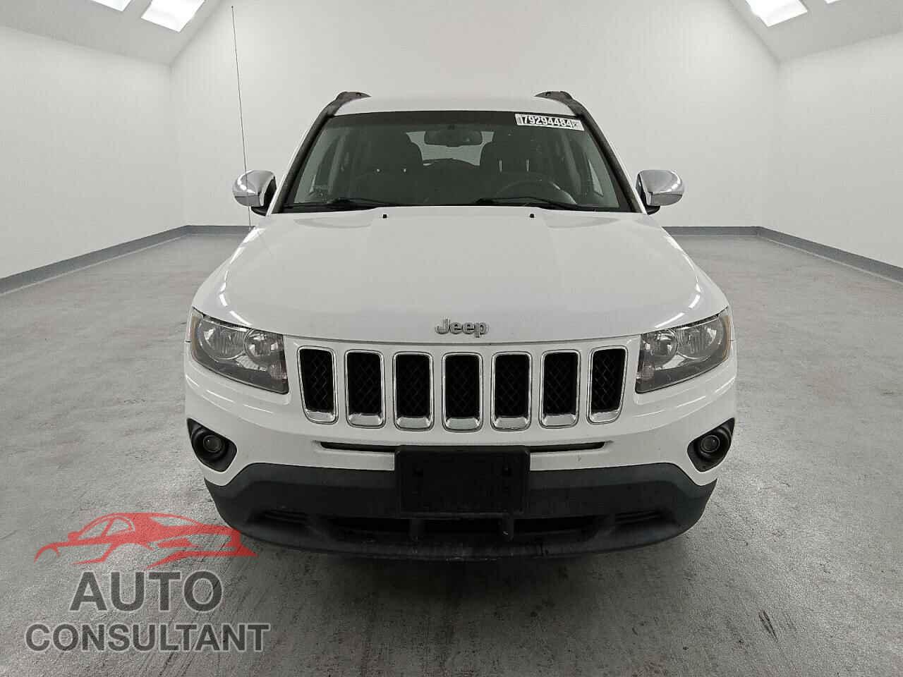 JEEP COMPASS 2015 - 1C4NJCBBXFD210772