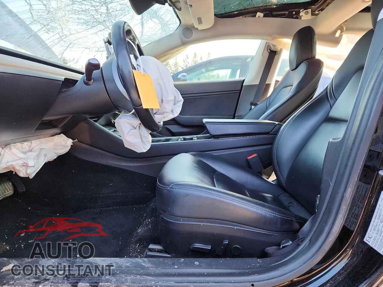 TESLA MODEL 3 2019 - 5YJ3E1EB2KF214121
