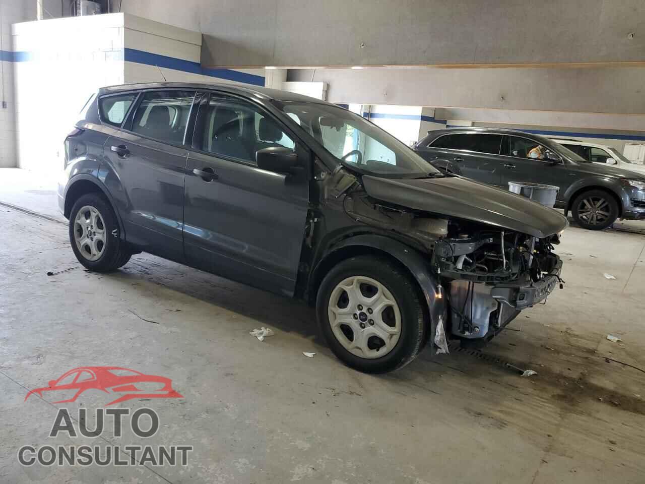 FORD ESCAPE 2017 - 1FMCU0F75HUD86503