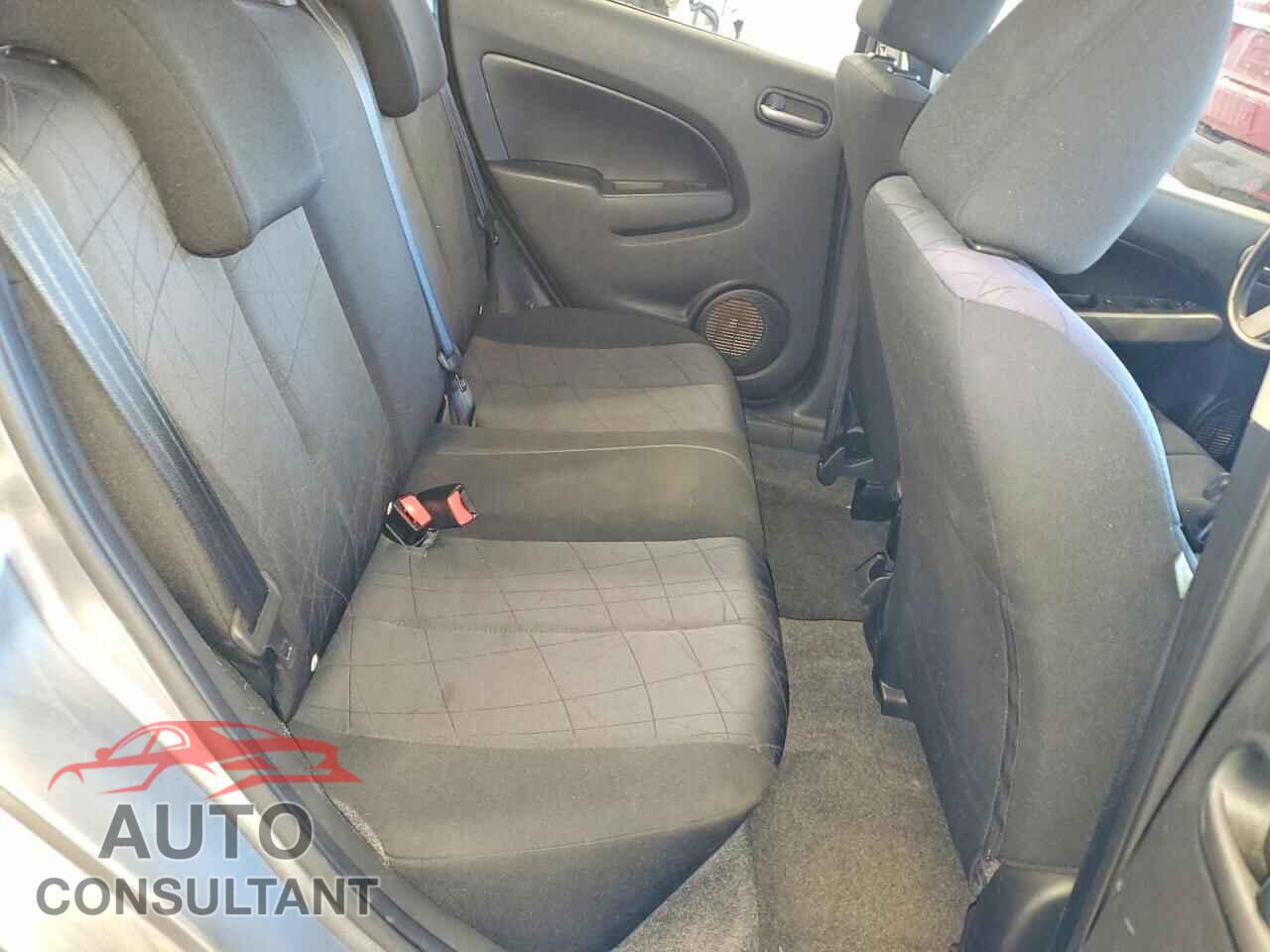 MAZDA 2 2011 - JM1DE1HZ0B0124218