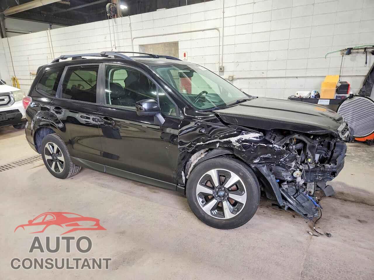 SUBARU FORESTER 2017 - JF2SJAEC2HH571504