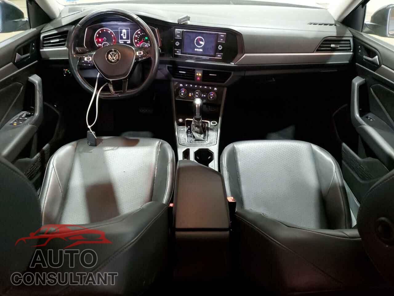 VOLKSWAGEN JETTA 2019 - 3VWC57BU1KM086830