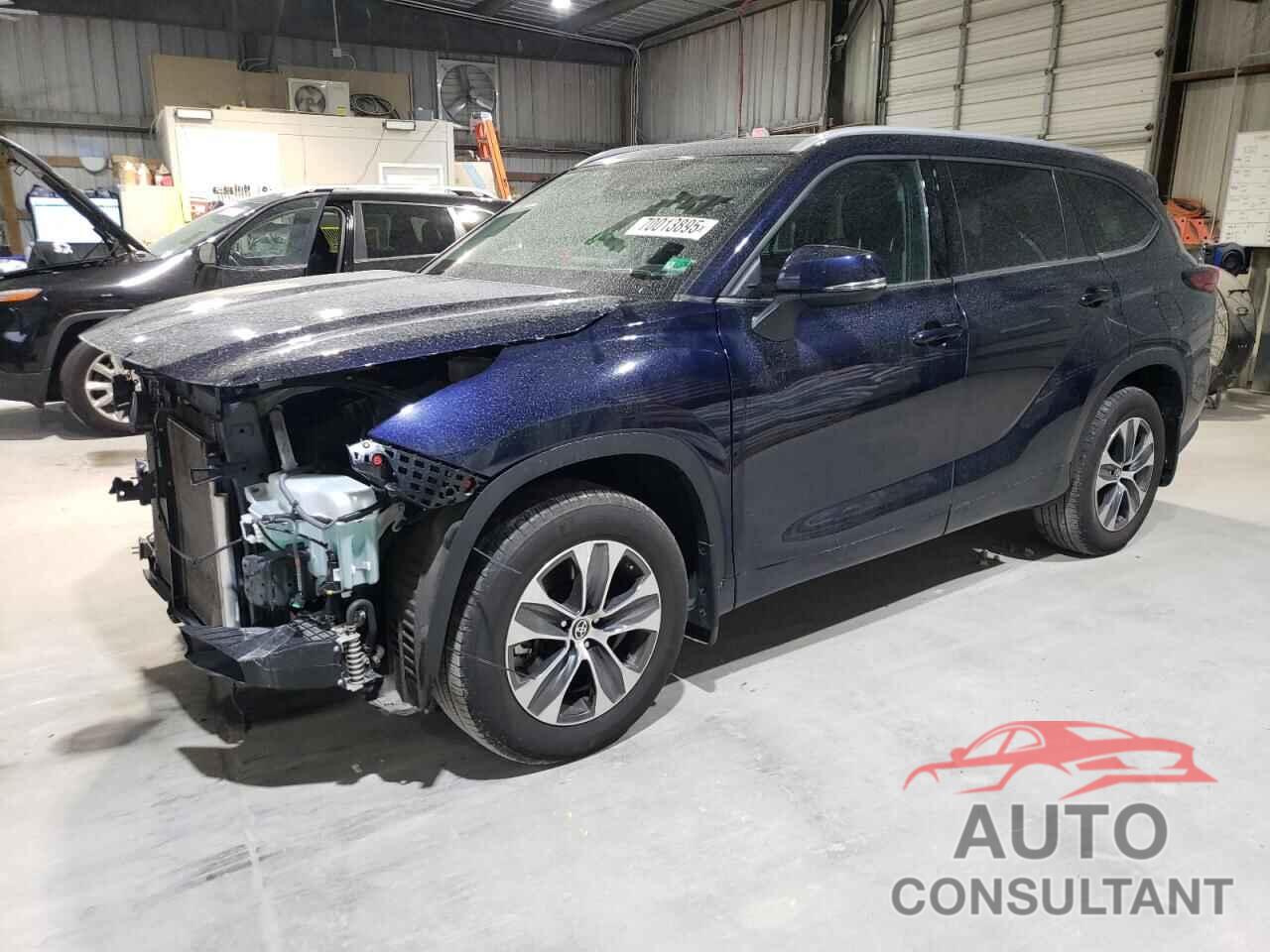 TOYOTA HIGHLANDER 2022 - 5TDGZRBH4NS244010